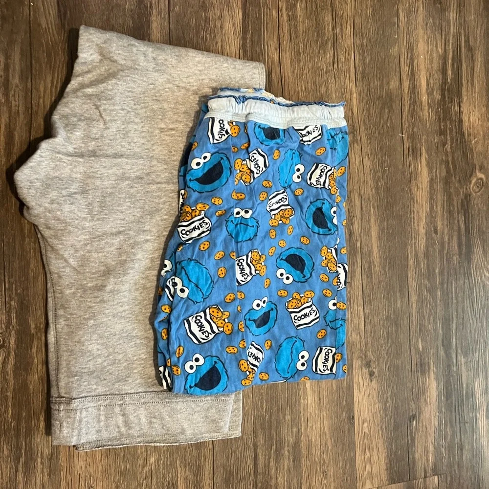 PJ bundle - Picture 1 of 1